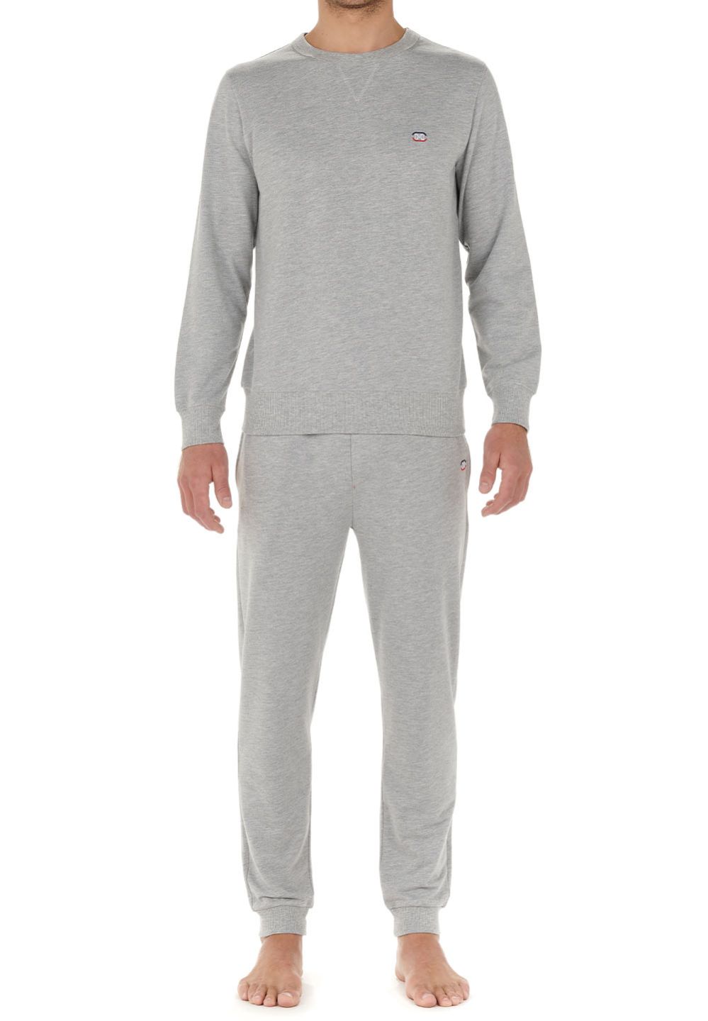 Hom Fabriqué Dans Des Matières De Qualité Pour Apporter Confort Et Style