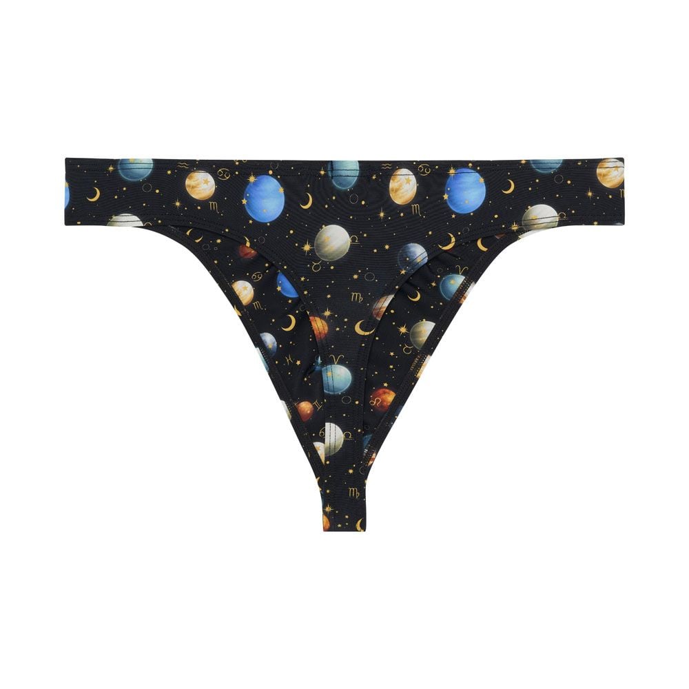 Hom Fabriqué Dans Des Matières De Qualité Pour Apporter Confort Et Style