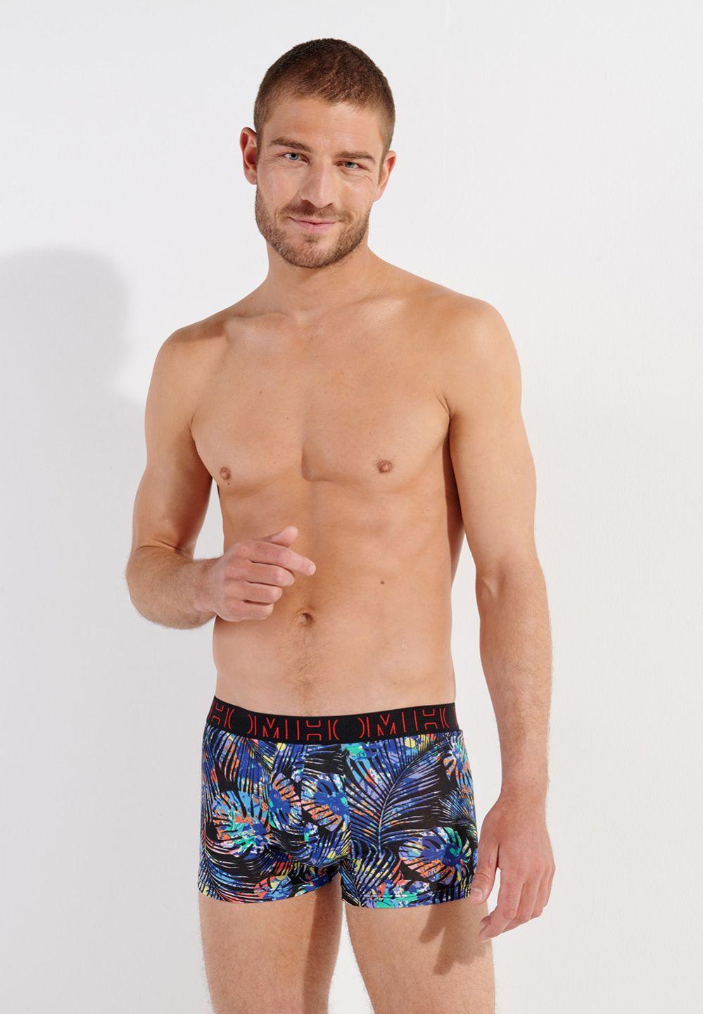 Hom Fabriqué Dans Des Matières De Qualité Pour Apporter Confort Et Style