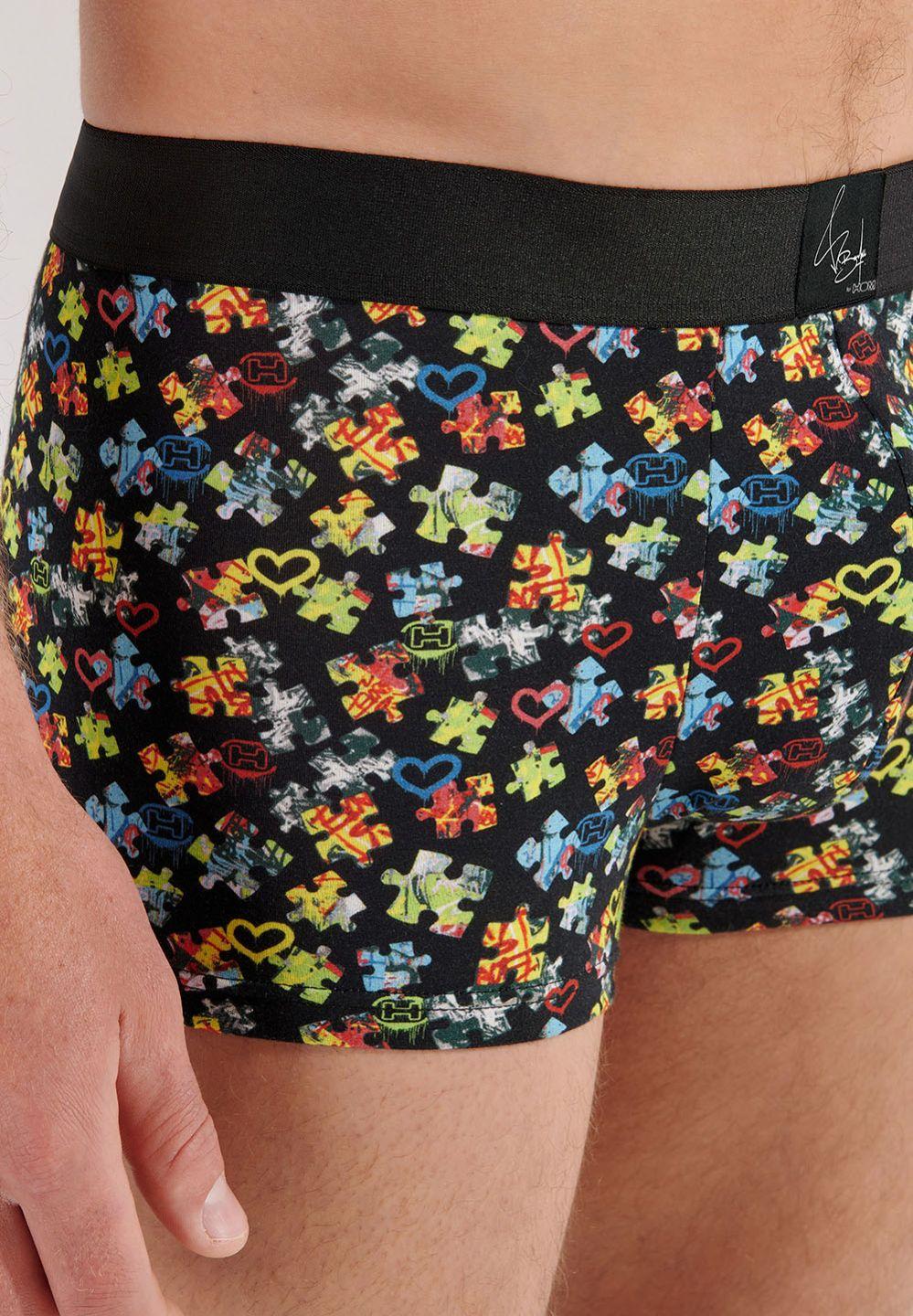 Hom Fabriqué Dans Des Matières De Qualité Pour Apporter Confort Et Style