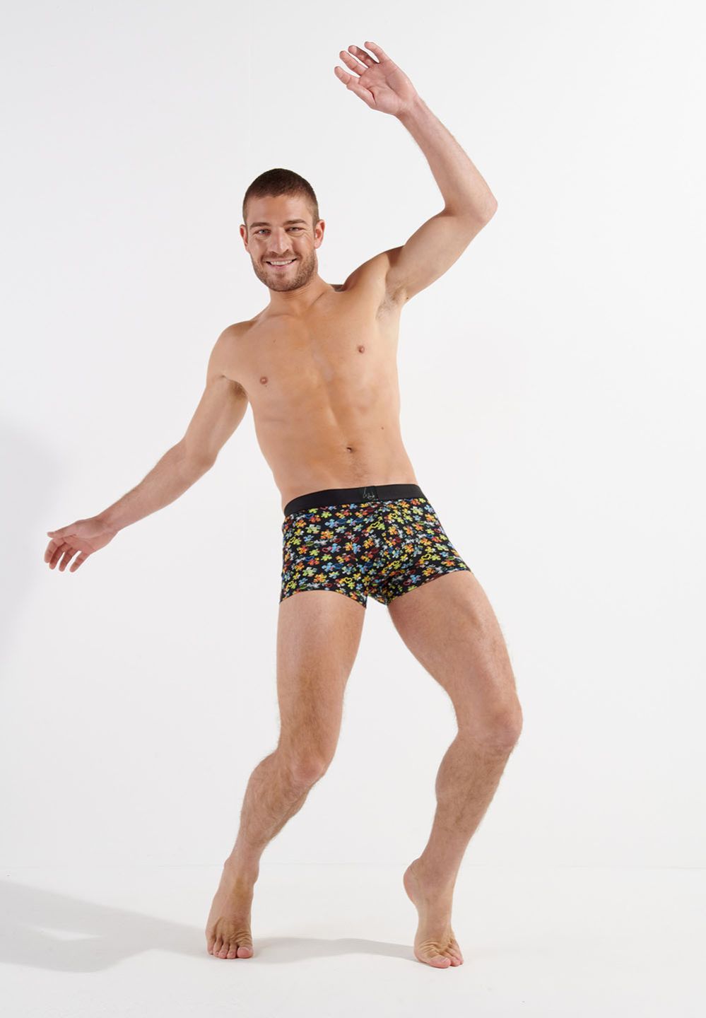 Hom Fabriqué Dans Des Matières De Qualité Pour Apporter Confort Et Style