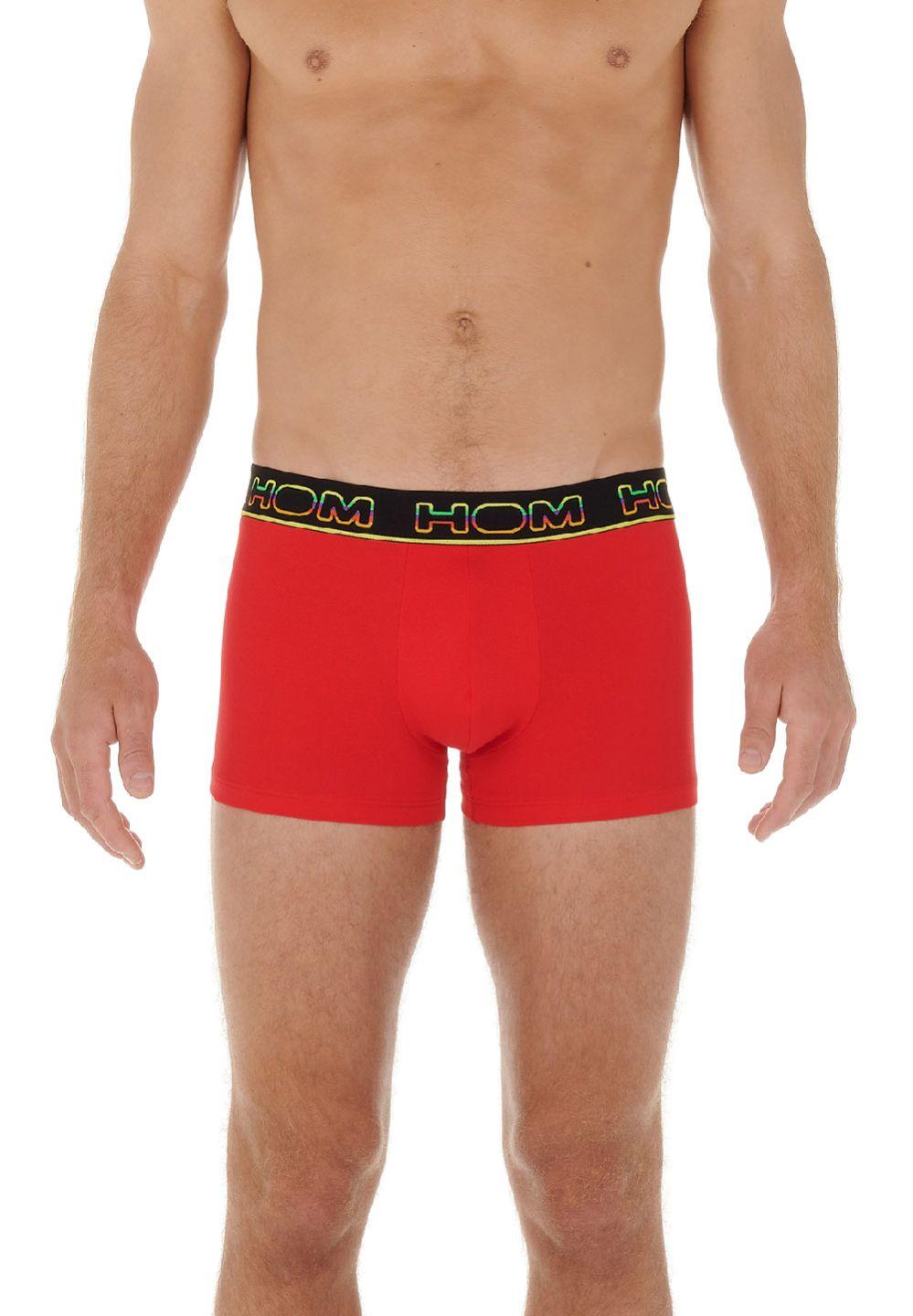 Hom Fabriqué Dans Des Matières De Qualité Pour Apporter Confort Et Style