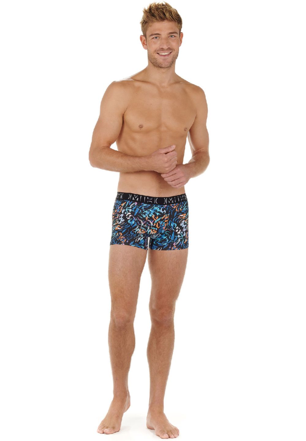 Hom Fabriqué Dans Des Matières De Qualité Pour Apporter Confort Et Style