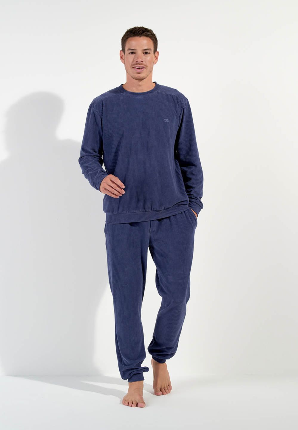 Hom Tenue D'intérieur En Couleur Indigo De La Collection Mode HOM