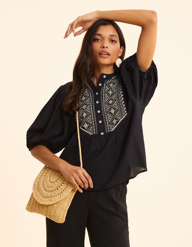 ikks Blouse noire manches bouffantes broderies plastron I.Code