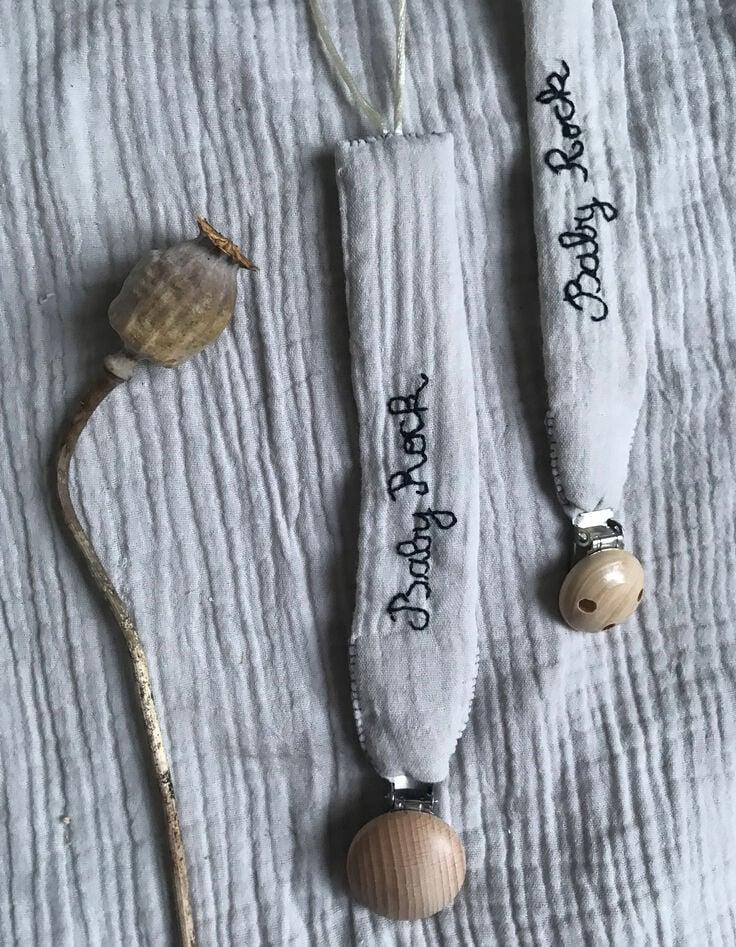 Ikks Attache Tétine Grise TENDRE CACTUS