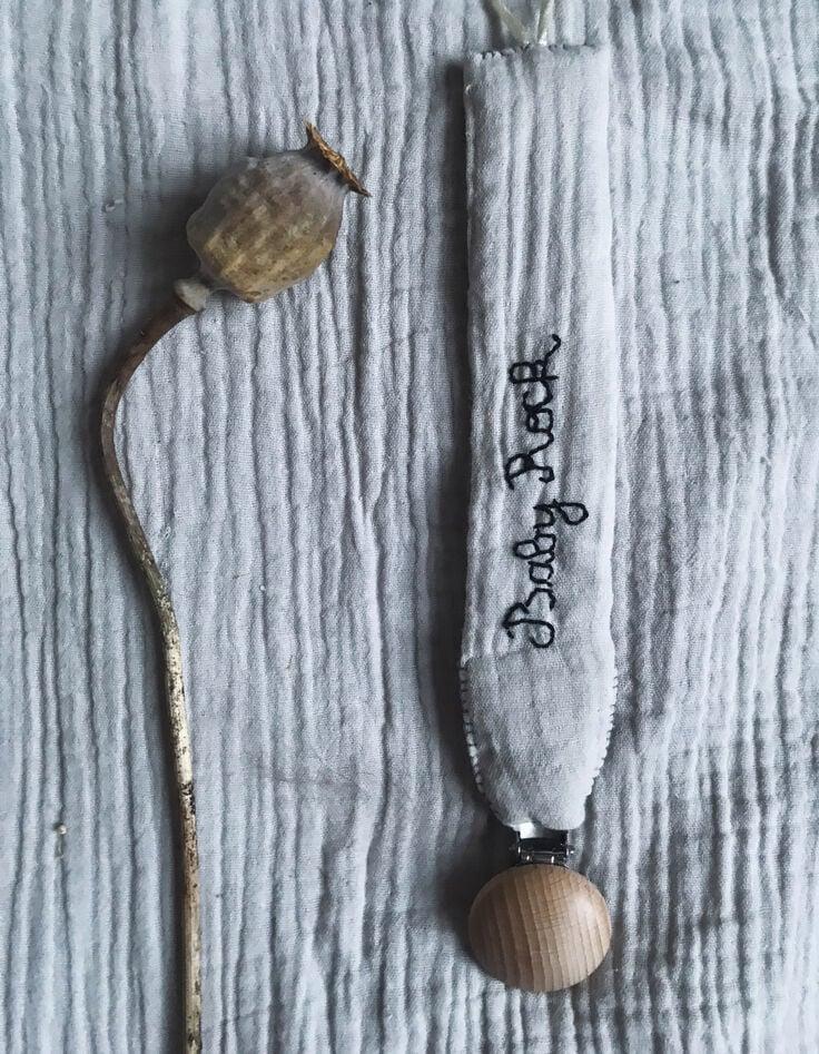 ikks Attache tétine grise TENDRE CACTUS