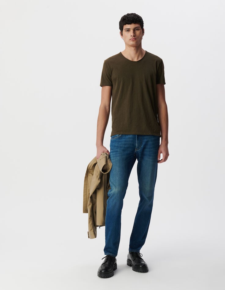ikks T-shirt L'Essentiel dark kaki à col V Homme
