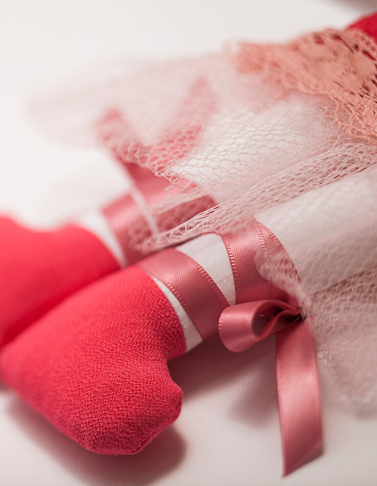 Ikks Poupée En Tissu Avec Chaussons à Rubans Roses RAPLAPLA