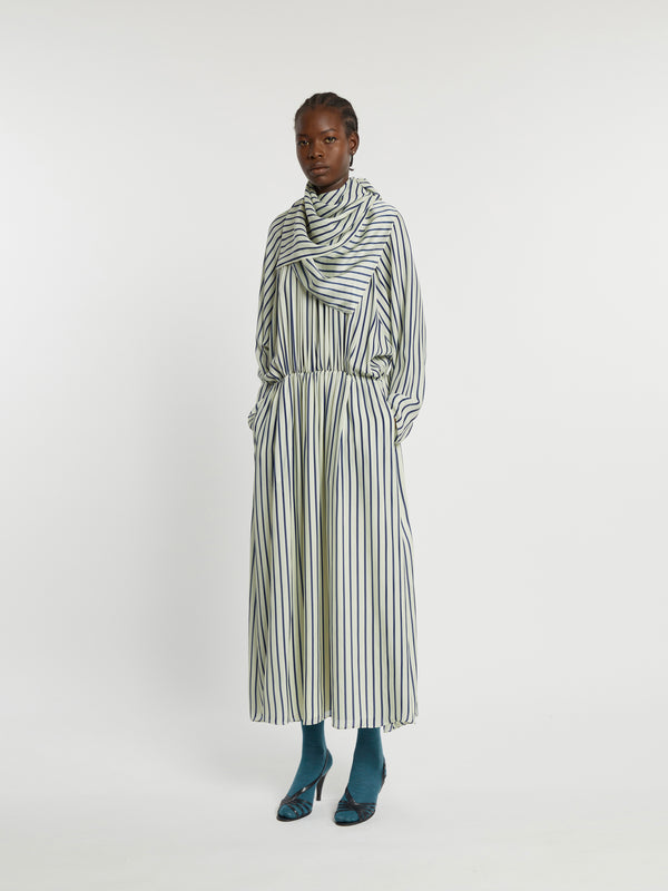 indress James Ecru / blue