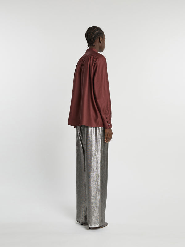 indress Robert Red brown