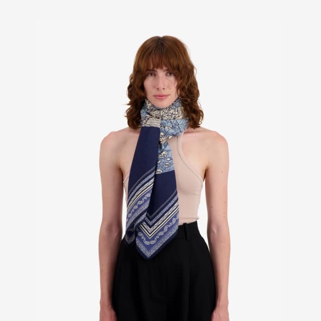 inouï editions Carré en Cachemire 130 - Mappemonde - Bleu