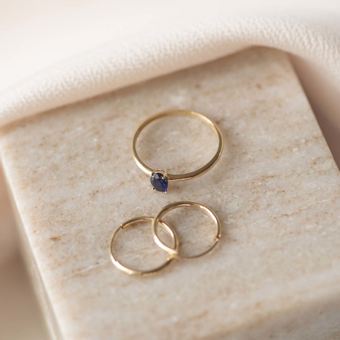 Isabel Bernard Baguette Nila Bague En Or 14 Carats Et Oxyde De Zirconium Bleu