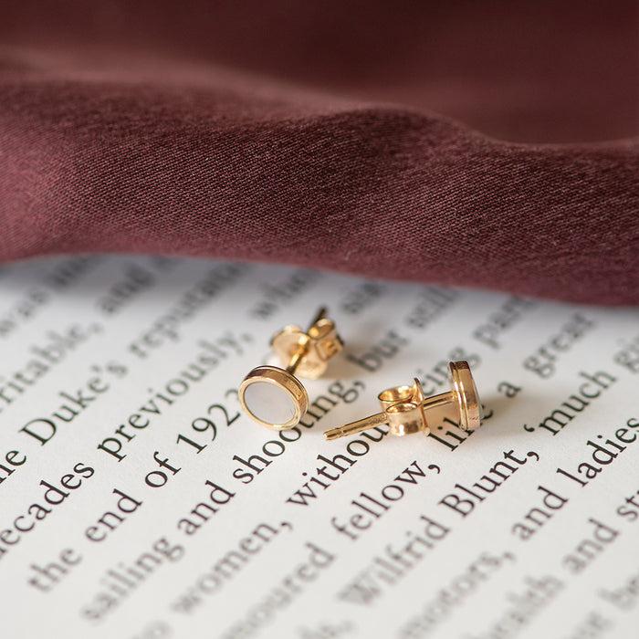 Isabel Bernard Boucles D'oreilles En Or 14 Carats Belleville Nova Avec Nacre