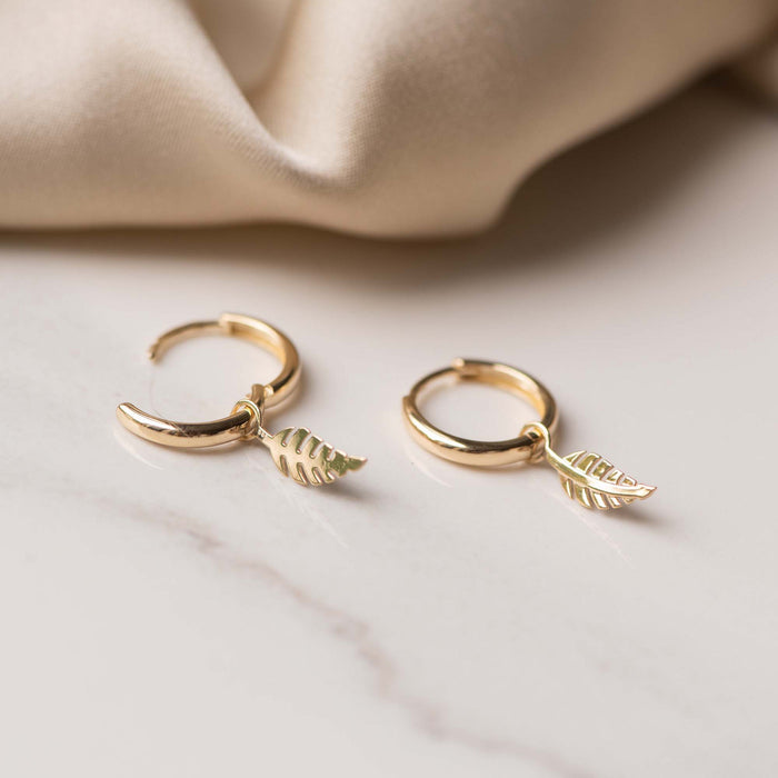 Isabel Bernard Cadeau D'Isabel Paire De Boucles D'oreilles En Or 14 Carats Avec Plume