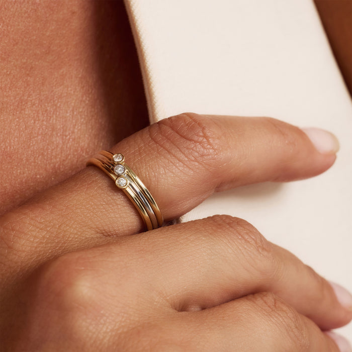 Isabel Bernard De La Paix Alaine 14 Karats Bague Multicolore Avec Diamant 0.08 Carat