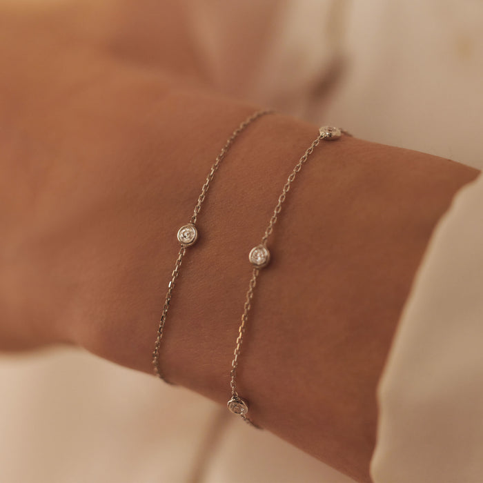 Isabel Bernard De La Paix Alfie Bracelet En Or Blanc 14 Carats Avec Diamant 0.05 Carat