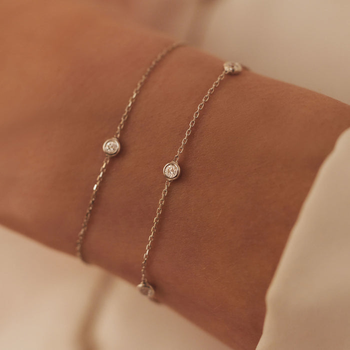 Isabel Bernard De La Paix Alfie Bracelet En Or Blanc 14 Carats Avec Diamant 0.05 Carat