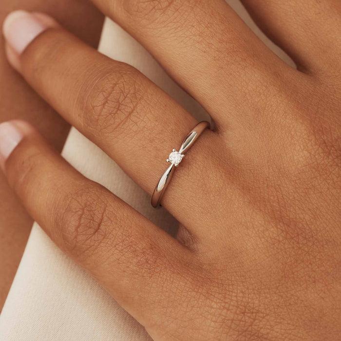 Isabel Bernard De La Paix Céline Bague En Or Blanc 14 Carats Avec Diamant 0.05 Carat