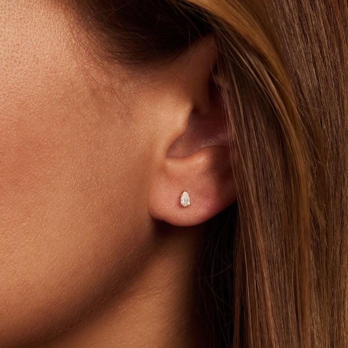 Isabel Bernard De La Paix Eloise 14 Carats Boucles D'oreilles En Or Blanc Avec Diamant 0.2 Carat