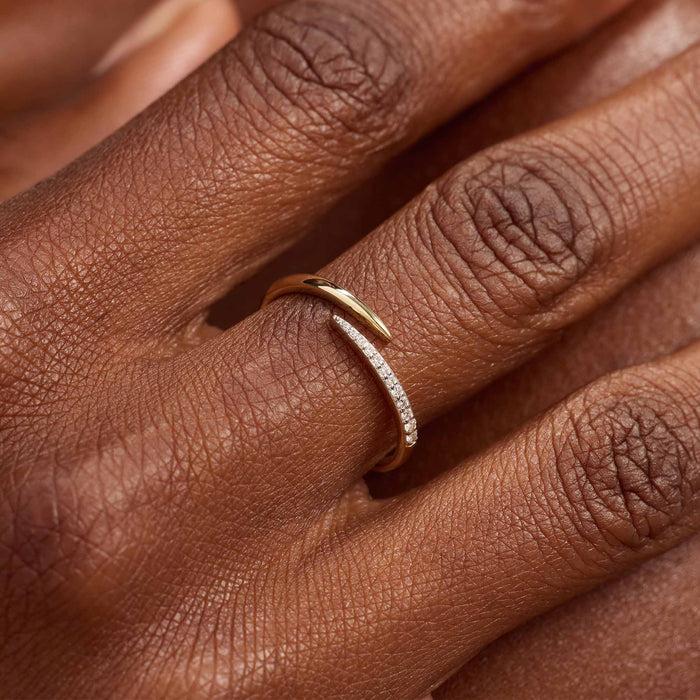 Isabel Bernard De La Paix Flavie Bague En Or 14 Carats Avec Diamant 0.09 Carat