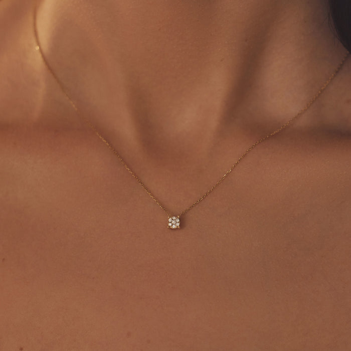 Isabel Bernard De La Paix Hanaé Collier En Or 14 Carats Avec Diamant 0.08 Carat