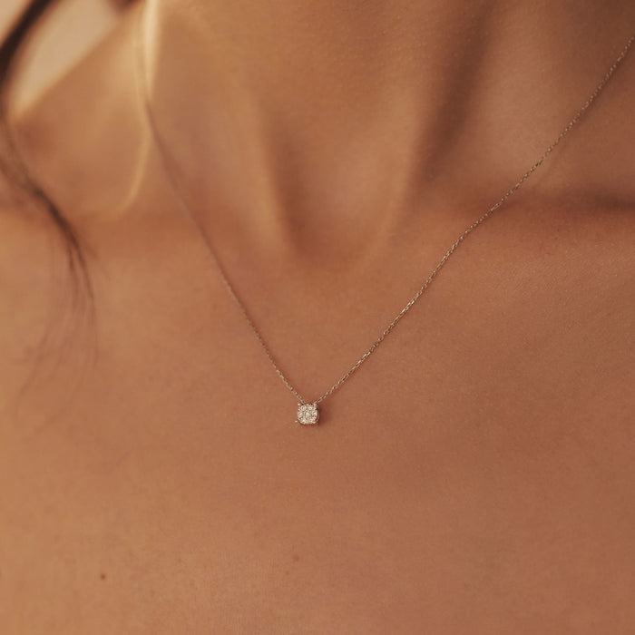 Isabel Bernard De La Paix Hanaé Collier En Or Blanc 14 Carats Avec Diamant 0.08 Carat