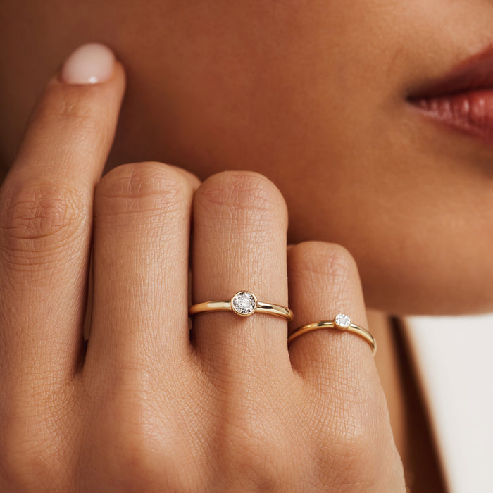 Isabel Bernard De La Paix Inaya Bague En Or 14 Carats Avec Diamant 0.02 Carat