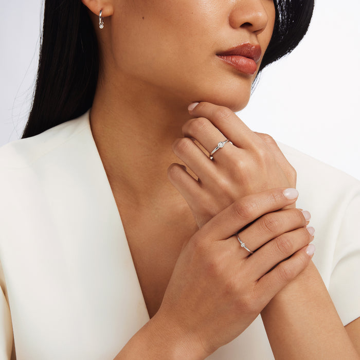 Isabel Bernard De La Paix Inaya Bague En Or Blanc 14 Carats Avec Diamant 0.03 Carat