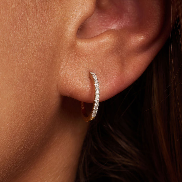 Isabel Bernard De La Paix Madeline Boucles D'oreilles Créoles En Or 14 Carats Avec Diamant 0.17 Carat