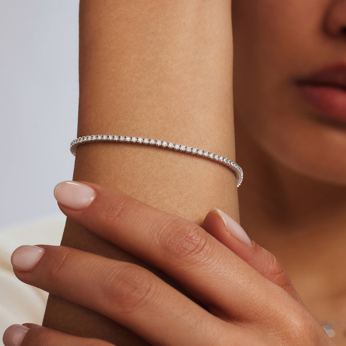 Isabel Bernard De La Paix Madeline Bracelet Tennis En Or Blanc 14 Carats Avec Diamant 1.08 Carat