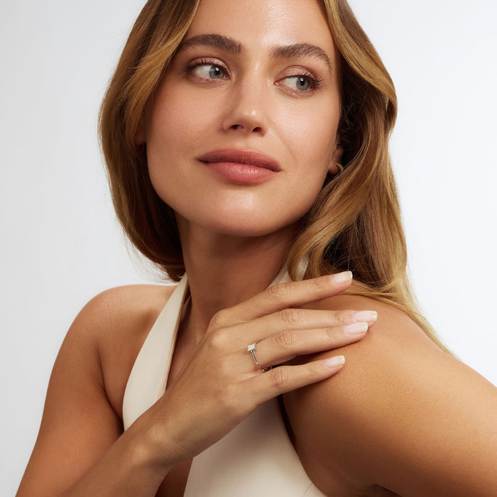 Isabel Bernard De La Paix Maxime Bague En Or Blanc 14 Carats Avec Diamant 0.11 Carat