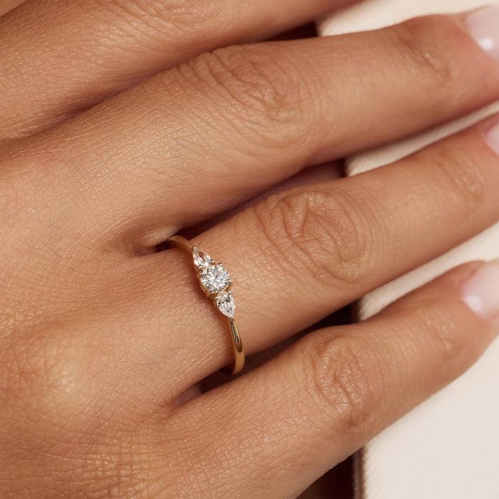 Isabel Bernard De La Paix Nancy Bague En Or 14 Carats Avec Diamant De 0.17 Carat