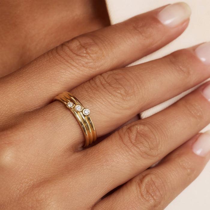 Isabel Bernard De La Paix Viviane Bague En Or 14 Carats Avec Diamant 0.09 Carat