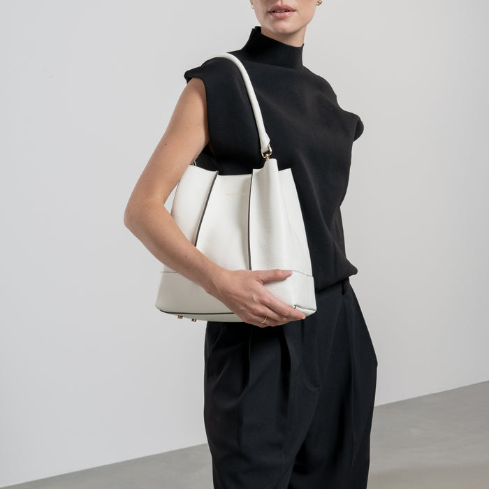 Isabel Bernard Femme Forte Macie Sac D'épaule En Cuir De Veau Crème