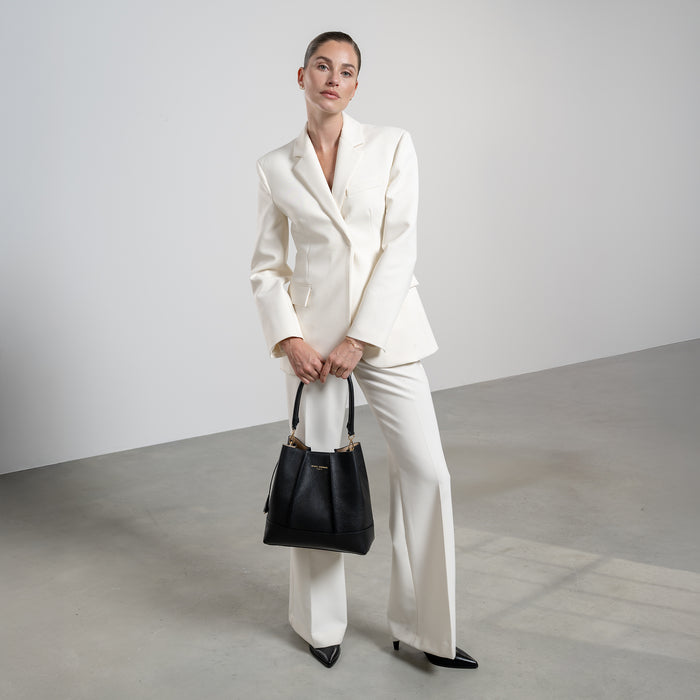 Isabel Bernard Femme Forte Macie Sac D'épaule En Cuir De Veau Noir