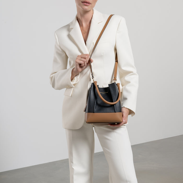 Isabel Bernard Femme Forte Minette Sac à Main En Cuir De Veau Noir