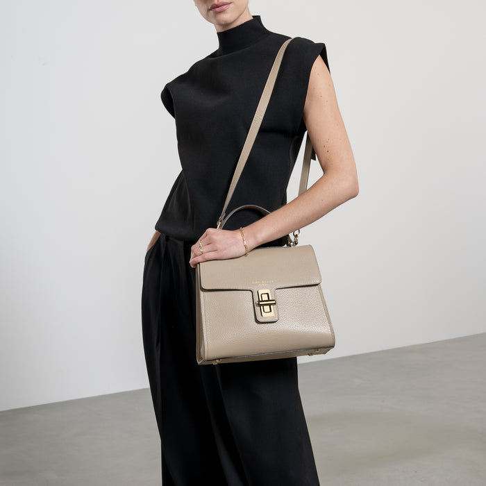 Isabel Bernard Femme Forte Simone Midi Taupe En Cuir Sac A Main En Cuir De Veau