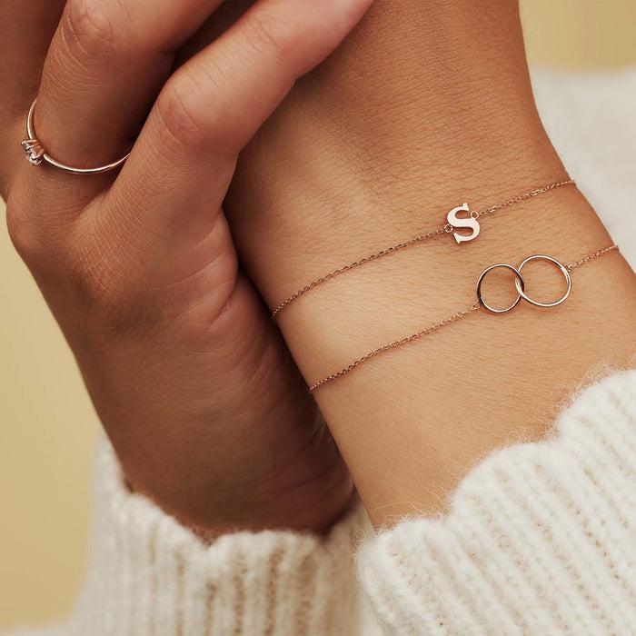 Isabel Bernard La Concorde Rachel Bracelet Initiale En Or Rose 14 Carats Avec Lettre