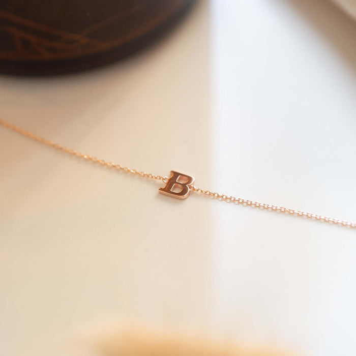 Isabel Bernard La Concorde Rachel Bracelet Initiale En Or Rose 14 Carats Avec Lettre