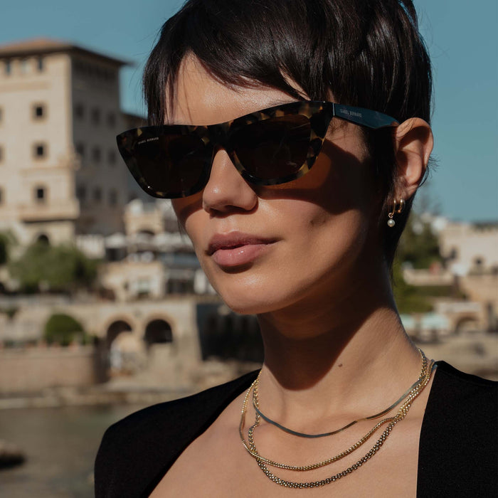 Isabel Bernard La Villette Roselin Lunettes De Soleil Cat Eye Tortue Marron Avec Des Verres Bruns