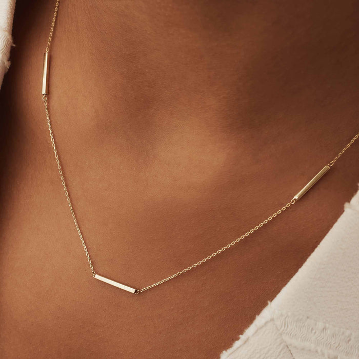 Isabel Bernard Le Marais Jolie Collier En Or 14 Carats Avec 3 Barres