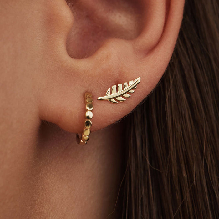 Isabel Bernard Monceau Giselle Clous D'oreilles En Or 14 Carats Avec Plume