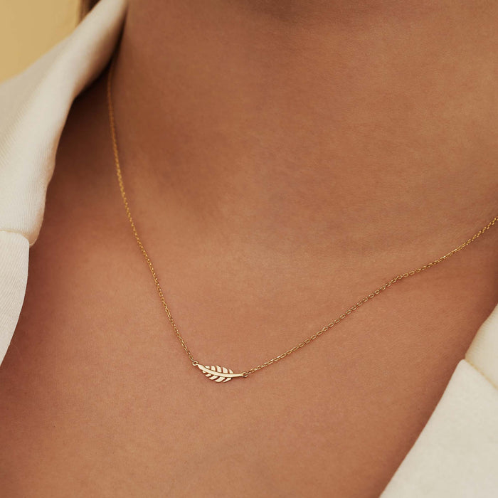 Isabel Bernard Monceau Giselle Collier En Or 14 Carats Avec Plume