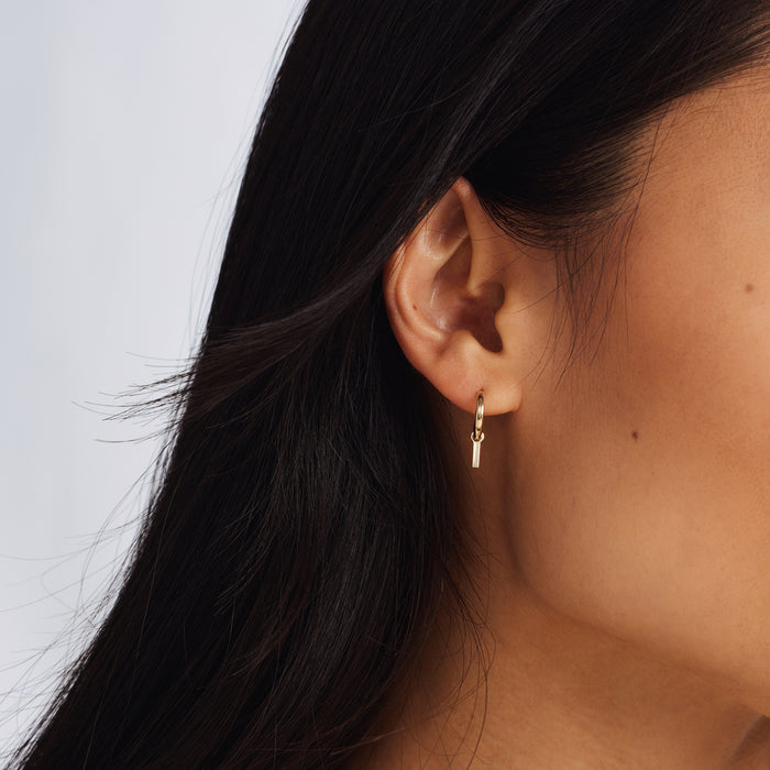 Isabel Bernard Monceau Josephine Créoles En Or 14 Carats Avec Barre