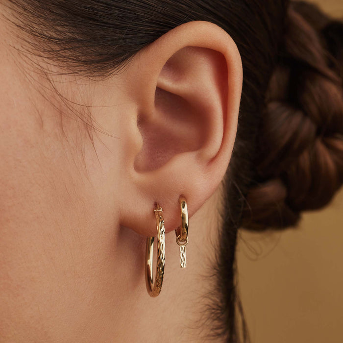 Isabel Bernard Rivoli Laura Boucles D'oreilles En Or 14 Carats Avec Barre En Diamant Taillé