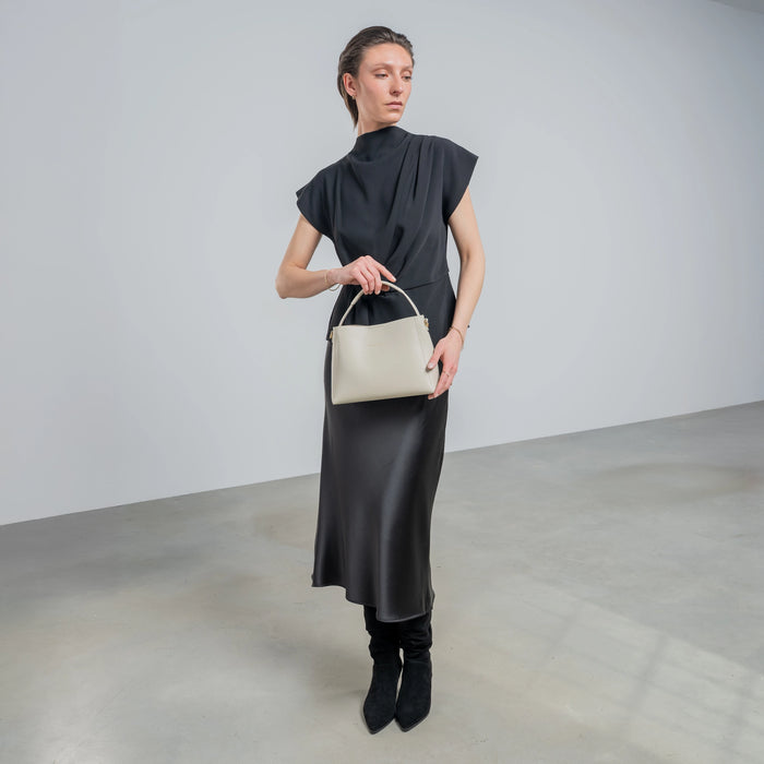 Isabel Bernard Sac à Main En Cuir Tanné Végétal Montmartre Béatrice Midi Crème