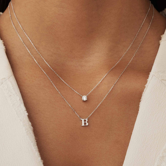 Isabel Bernard Saint Germain Chloé Collier Initiale En Or Blanc 14 Carats Avec Lettre