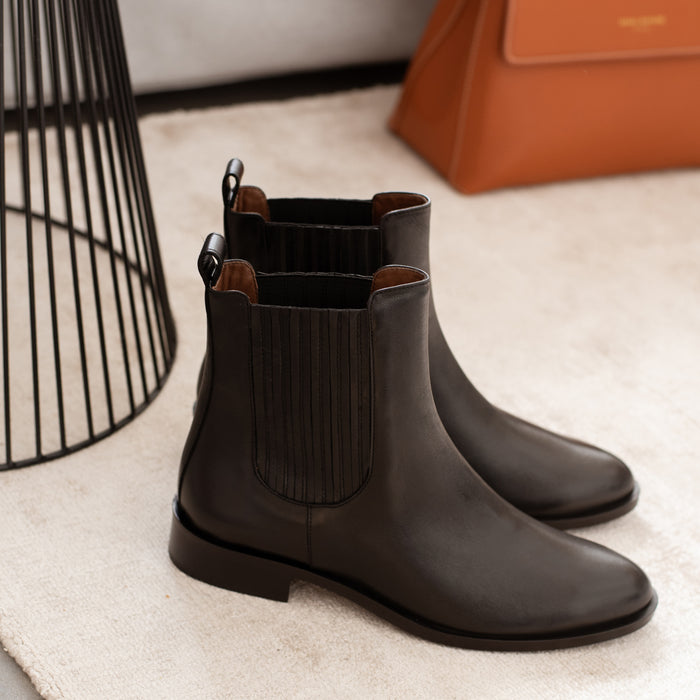 Isabel Bernard Vendôme Chey Chelsea Boots En Cuir De Veau Noir