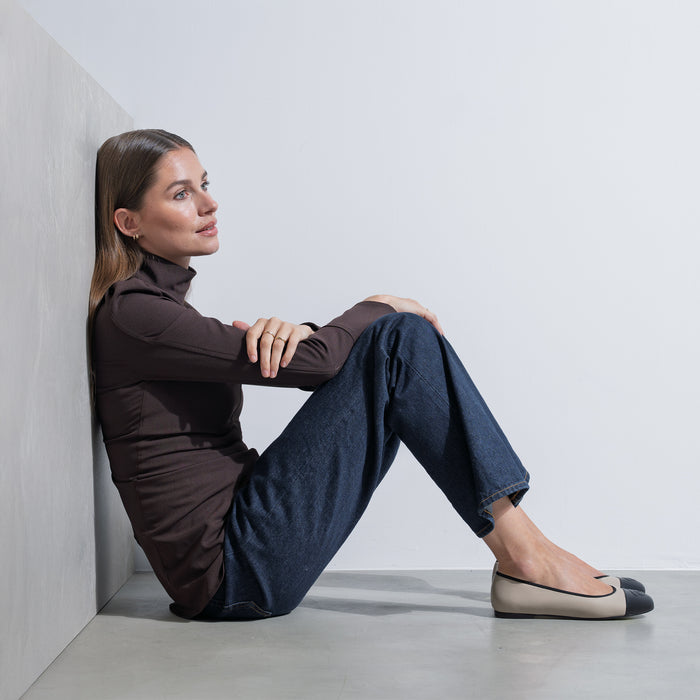 Isabel Bernard Vendôme Ynes Taupe En Cuir Ballerines En Cuir De Veau